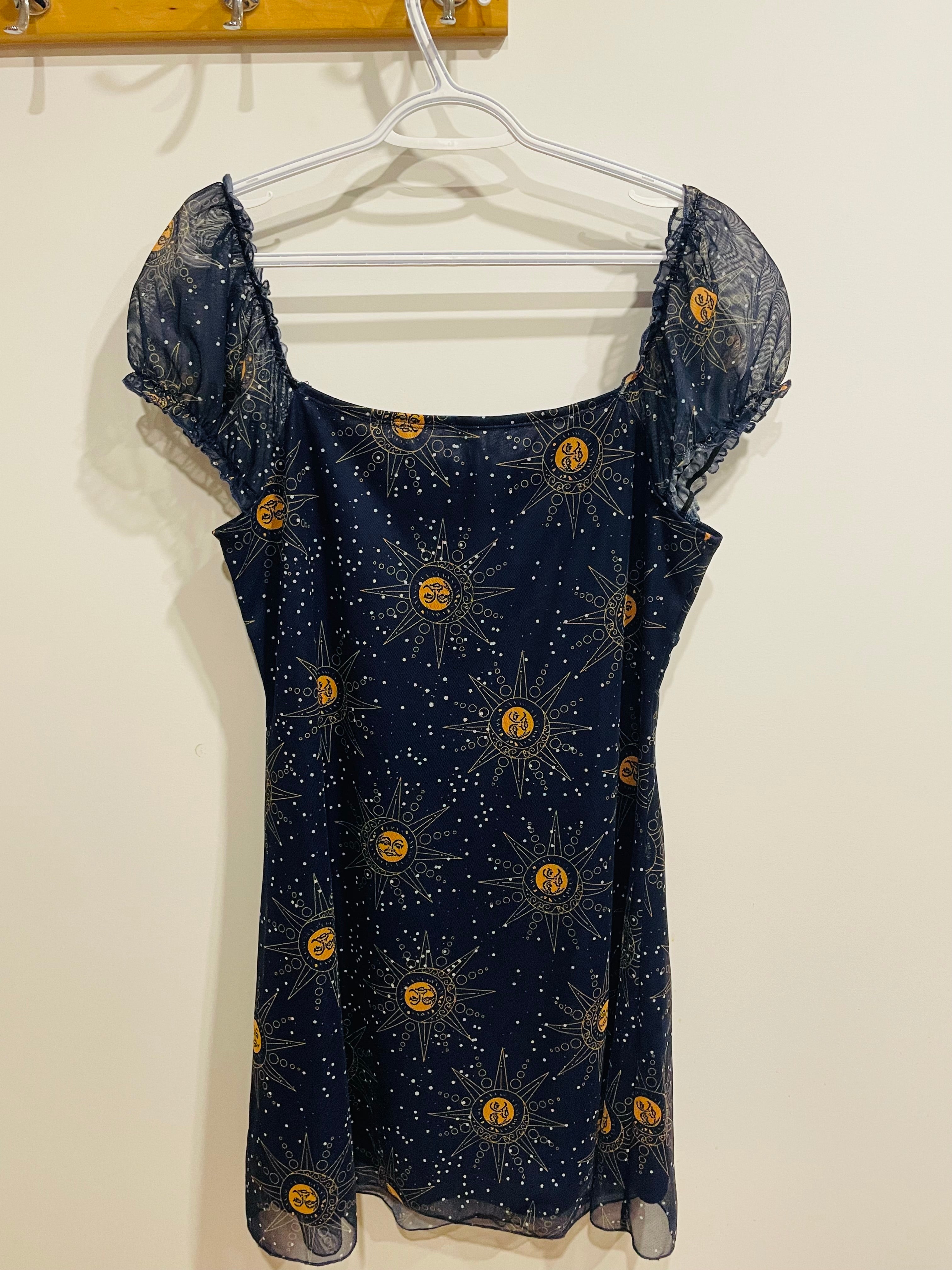 Robe mesh bleu marine imprimé céleste - Cider - manches bouffantes - style cottagecore mystique - Taille XLarge