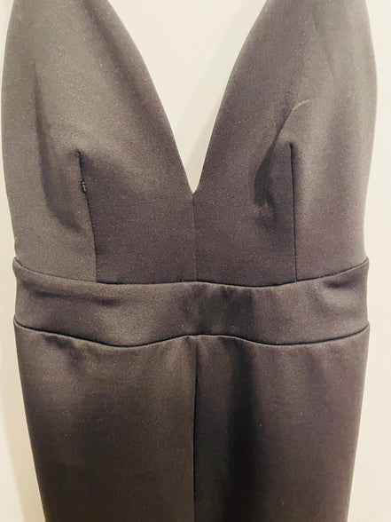 Jumpsuit noir a devant plongeant et a dos nu - Revamped - taille Small