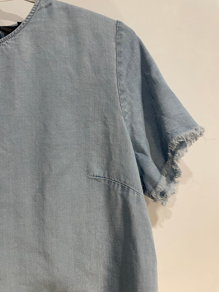 Chandail jeans souple, manches et bas effilochés / Icône simons/ Taille medium