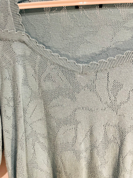 Haut tricot bleu manches courtes / marque inconnue/ taille Small