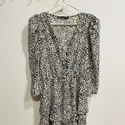 Robe courte motif léopard - Zara - taille XS