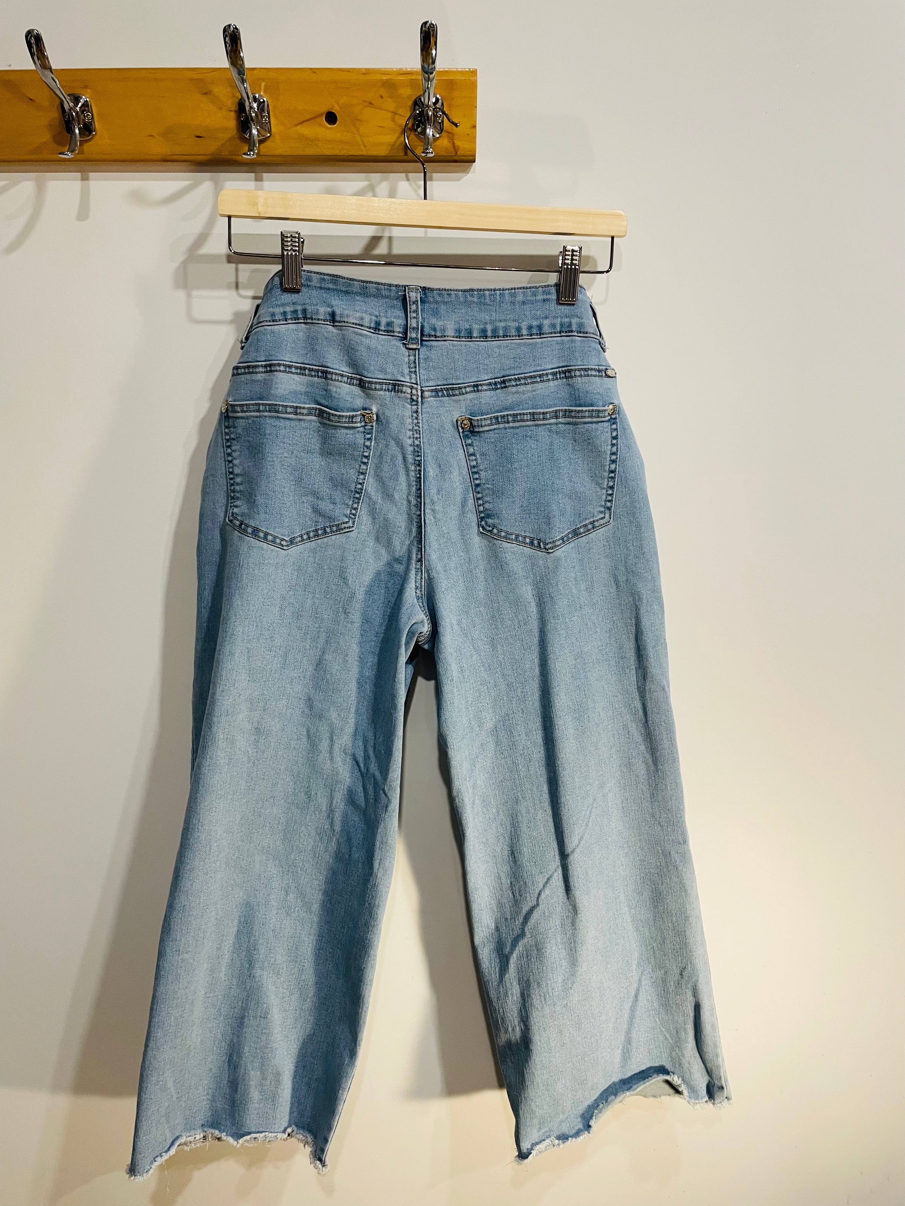 Jeans jambe large, bas effiloché / San Francisco / Taille 7