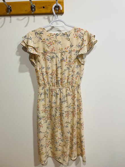 Robe florale crème Monteaux - boutons aspect bois - manches volants - Taille Small
