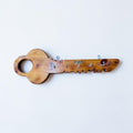 Clef en bois pour accrocher… des clefs