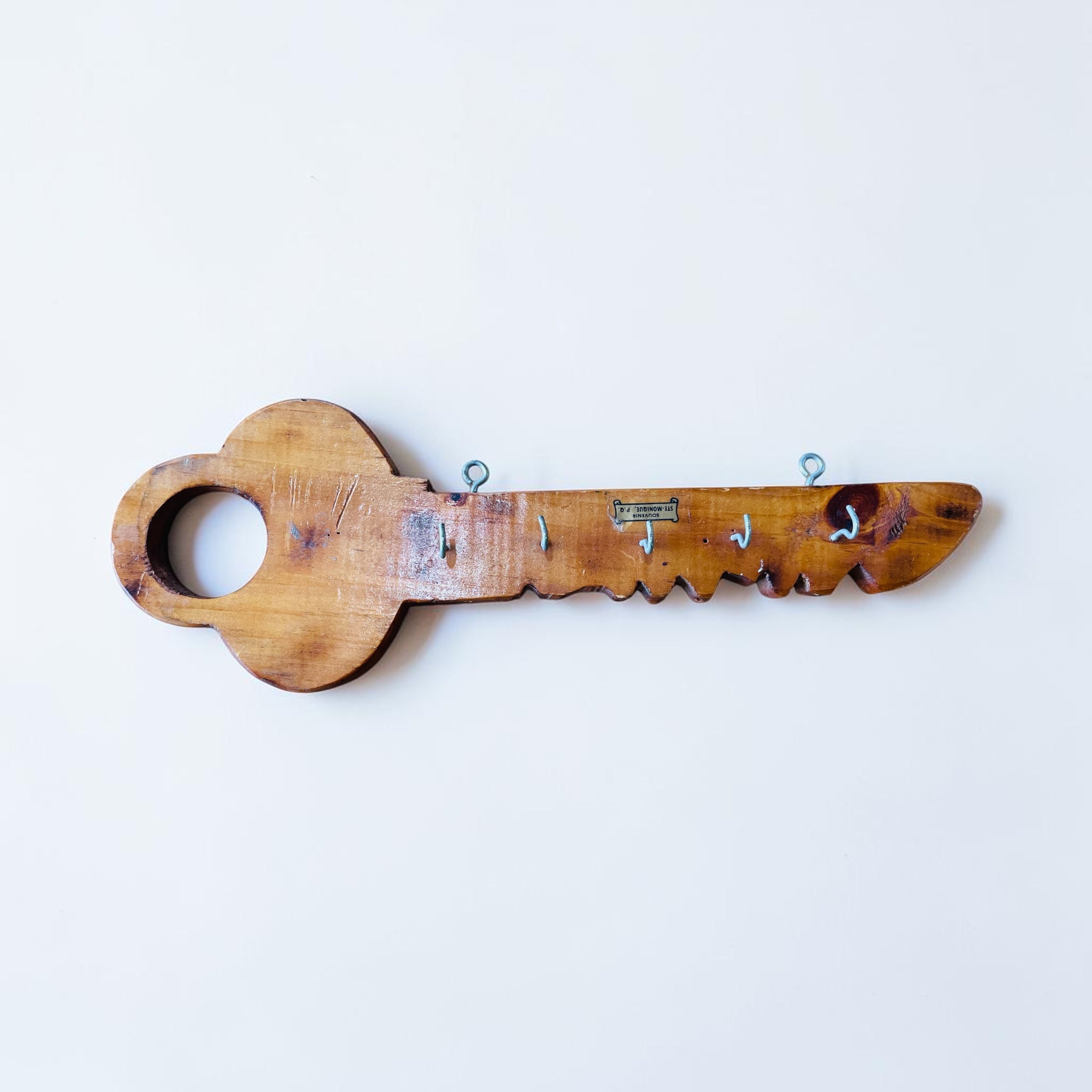 Clef en bois pour accrocher… des clefs