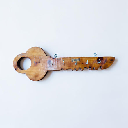 Clef en bois pour accrocher… des clefs