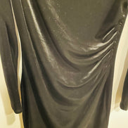 Black velvet dress - H&M (new)