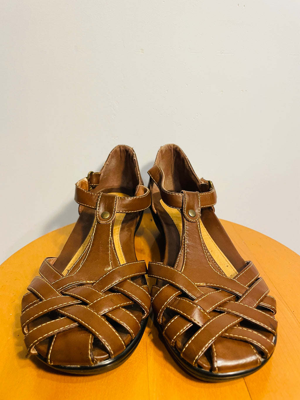 Sandales vintage en cuir / Tradition / taille 7 femme