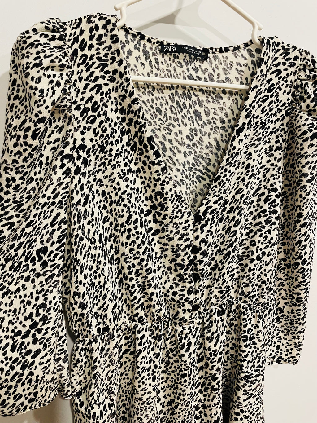 Robe courte motif léopard - Zara - taille XS