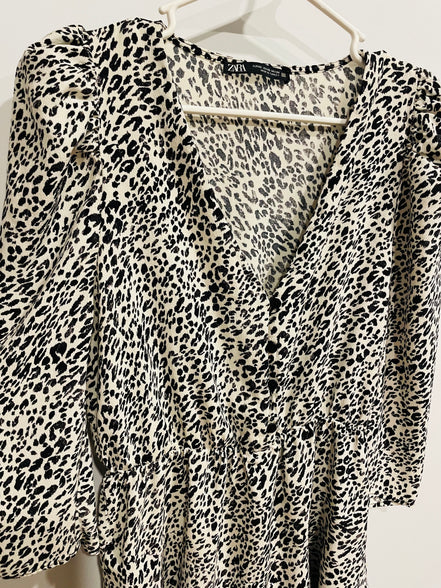 Robe courte motif léopard - Zara - taille XS