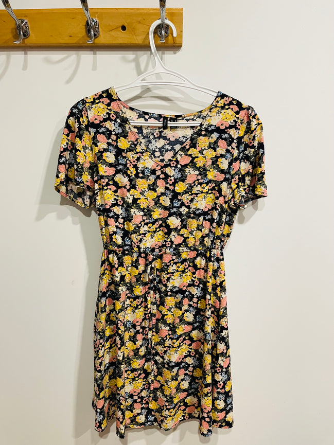 Robe courte fleurie - Vero Moda - Taille Medium