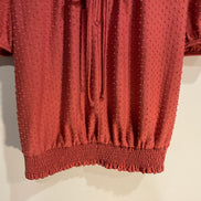 Chandail manches courtes rose texturé picots - W5 - Taille Small