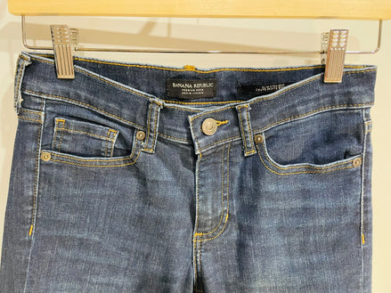 Jeans coupe droite étroite / banana Republic / Taille 26P