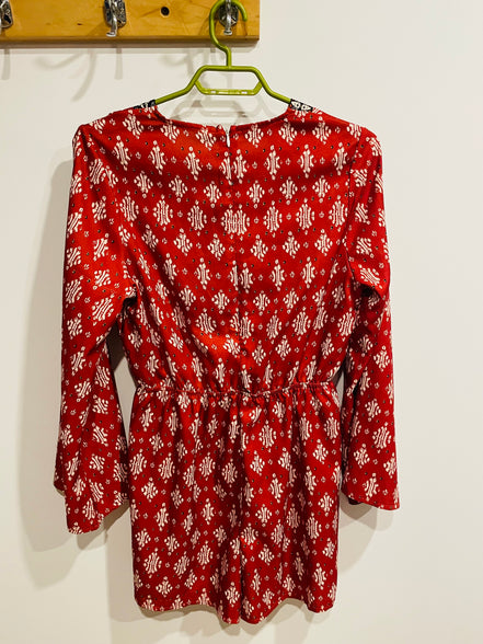 Jumpsuit rouge Parisian - imprimé géométrique - col V brodé - manches longues - Grandeur 12