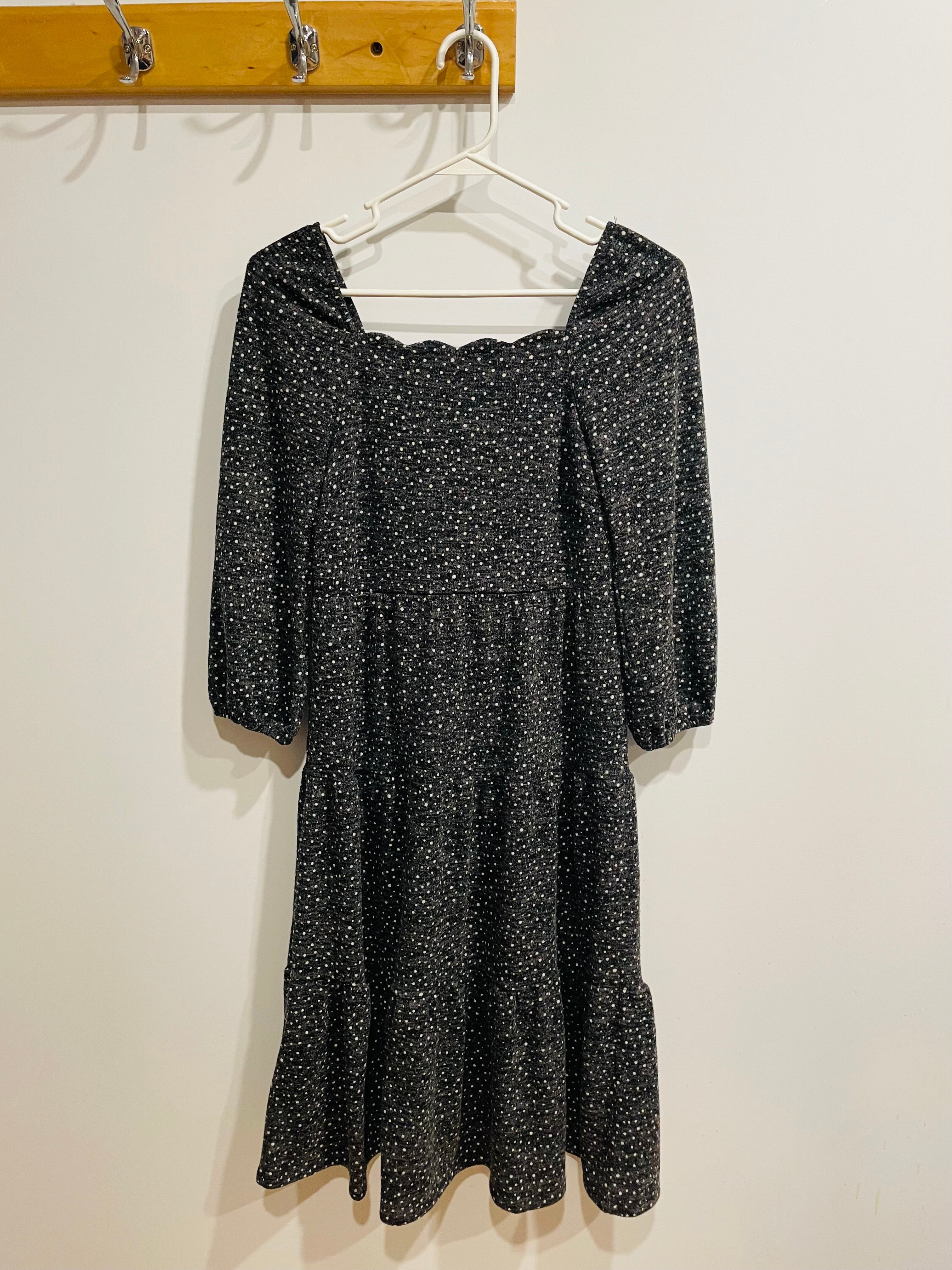 Robe mi-longue / Monteau taille small