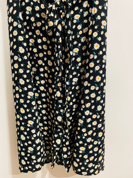 Robe courte col chemisier - fleurs de marguerite - Forever 21 - taille médium