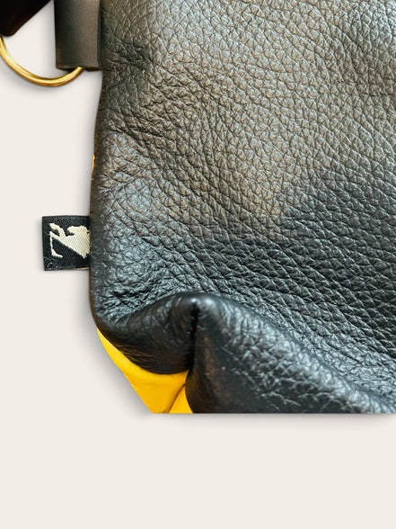 Sac cuir noir et jaune / Kazak