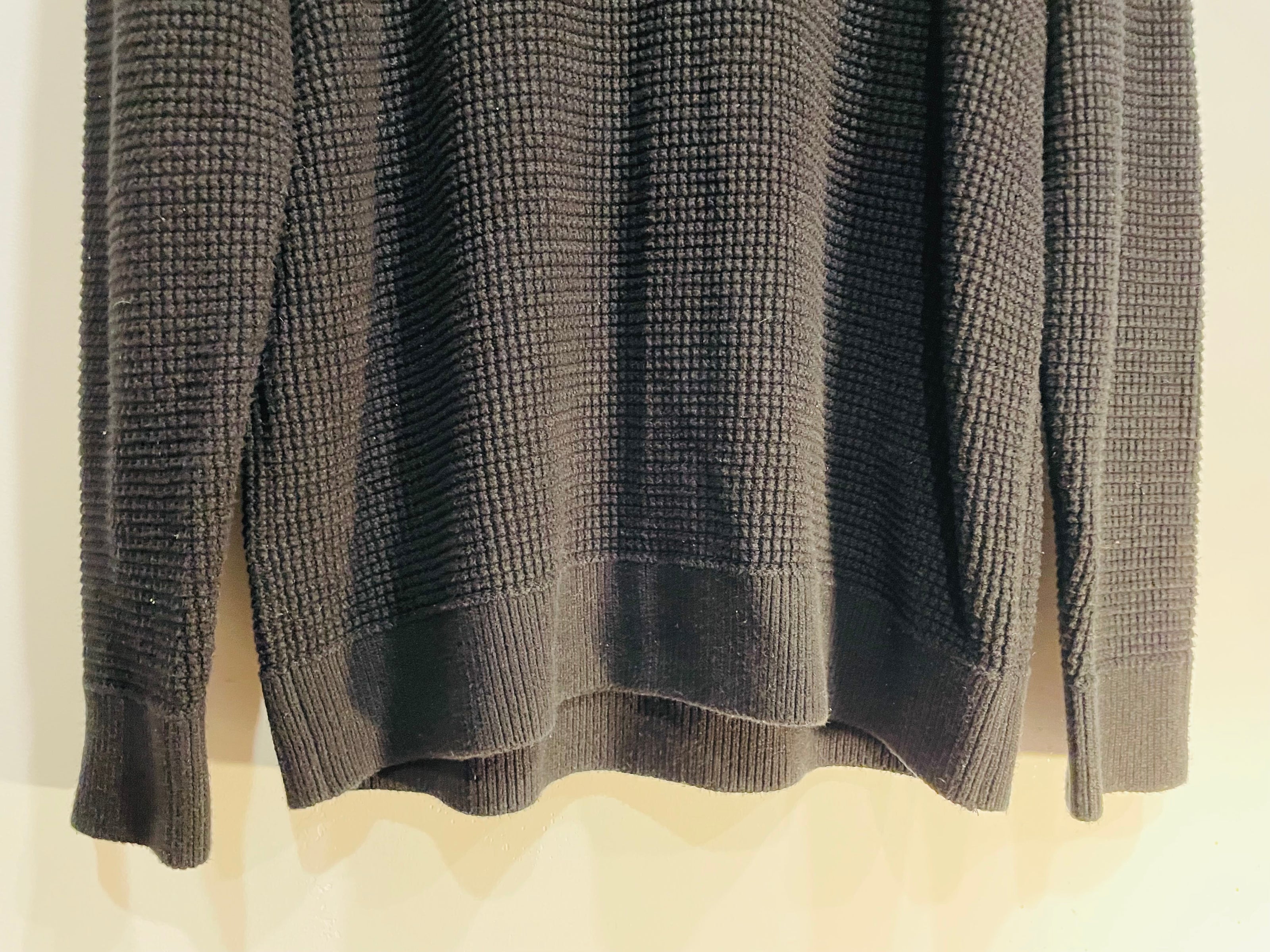Chandail noir manche longue / H&M / Taille medium