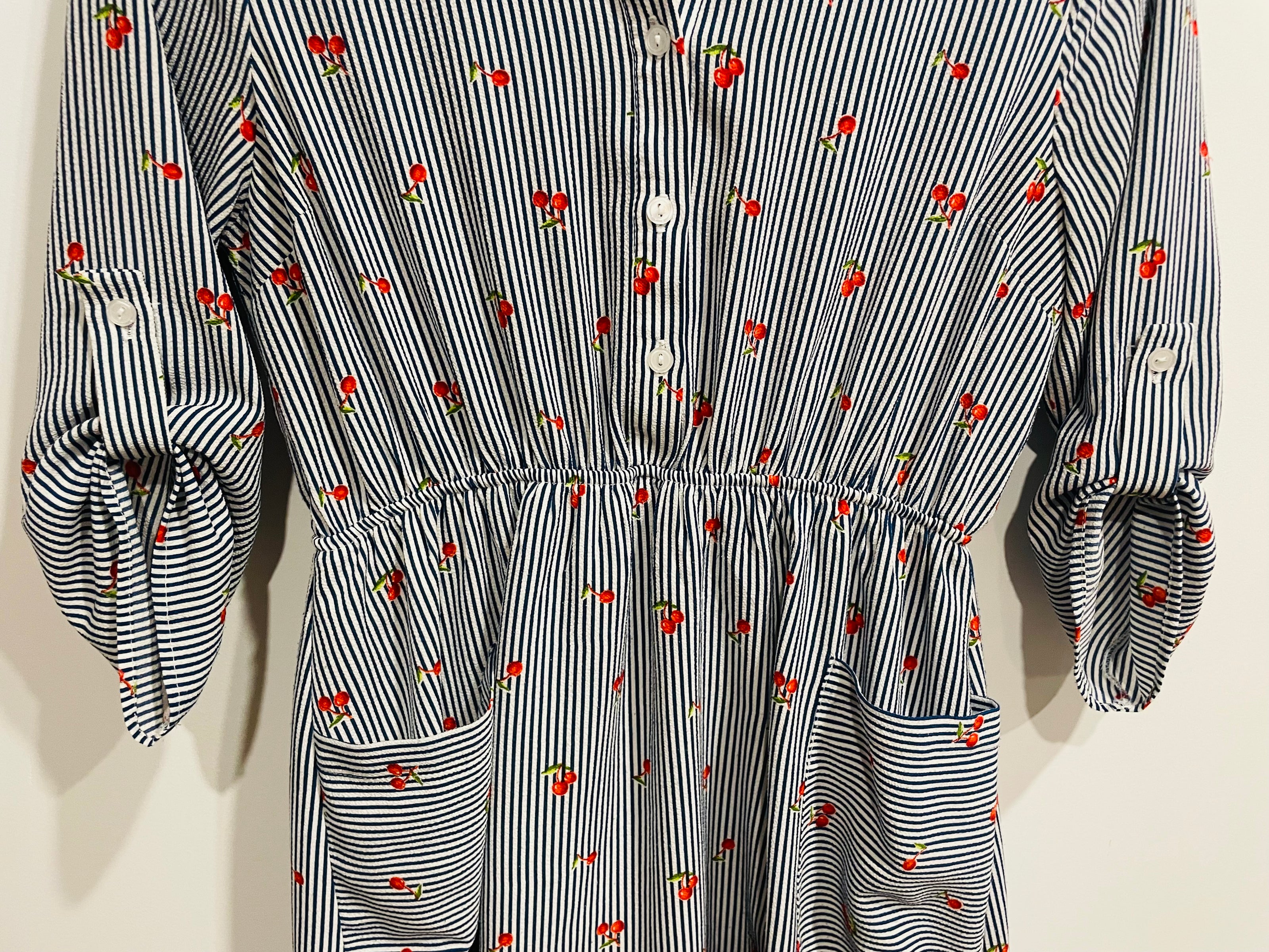 Robe chemise Monteaux - rayures bleu blanc imprimé cerises - taille élastique - Taille Large
