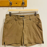 Short vert kaki - Chlorophylle - Taille 10