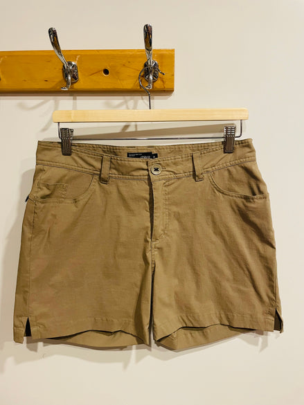 Short vert kaki - Chlorophylle - Taille 10