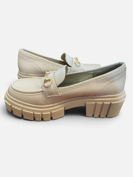 Souliers beige / Steve Madden / taille 6