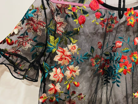 Crop top fleurs brodées - taille Small à Medium