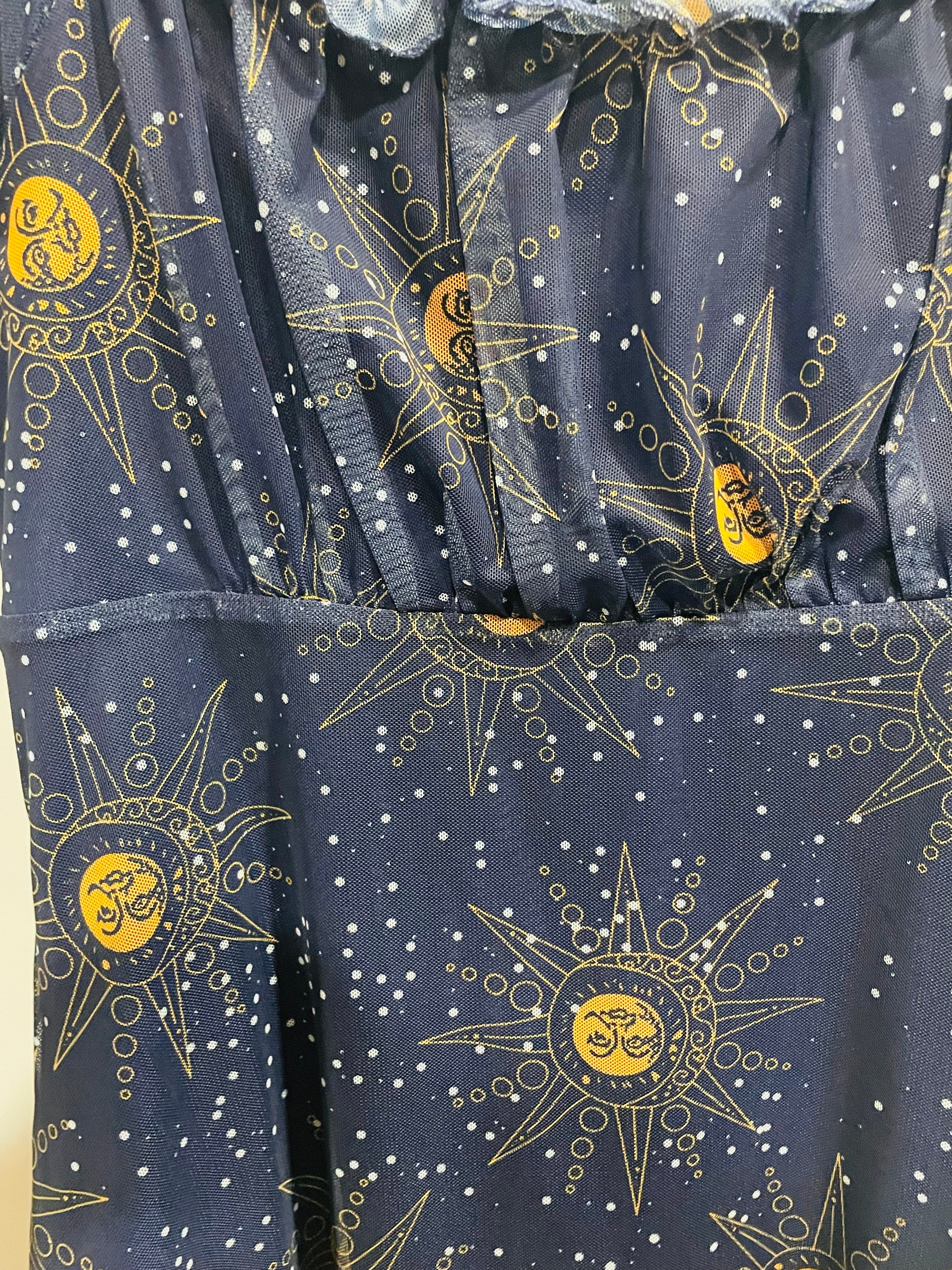 Robe mesh bleu marine imprimé céleste - Cider - manches bouffantes - style cottagecore mystique - Taille XLarge