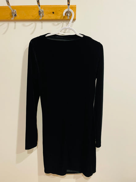 Black velvet dress - H&M (new)