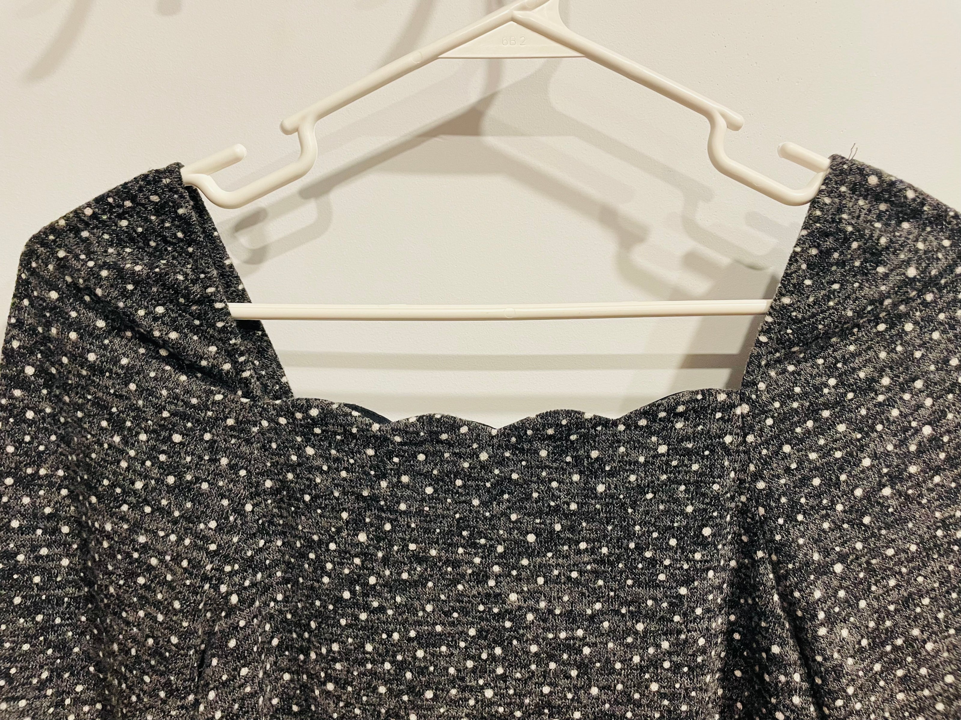 Robe mi-longue / Monteau taille small