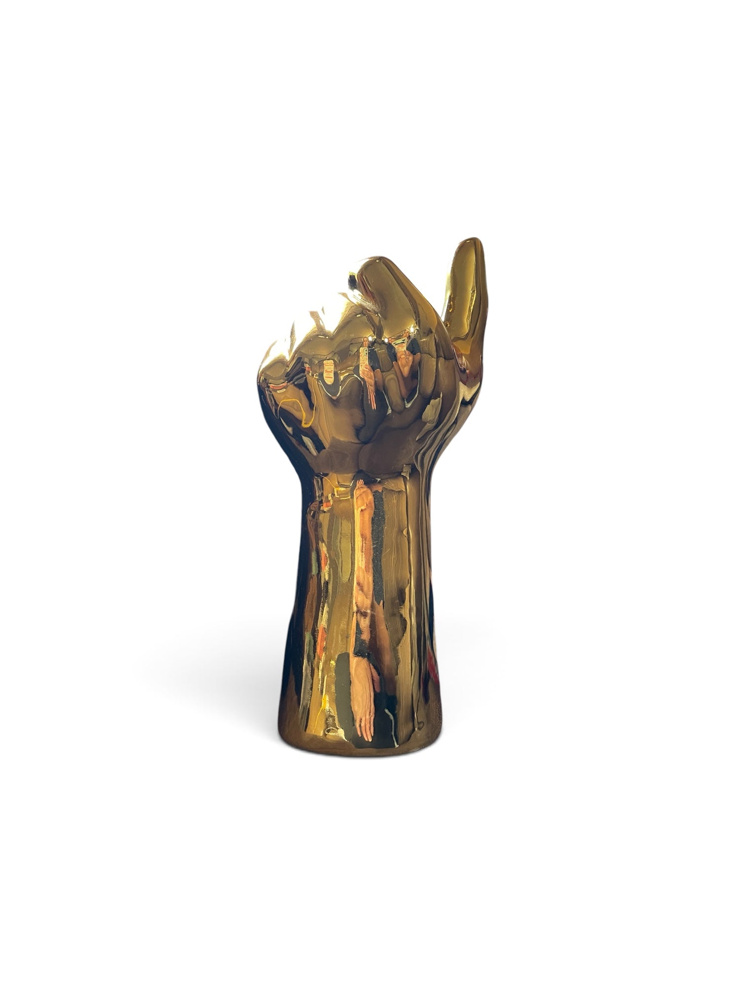 Vase main or