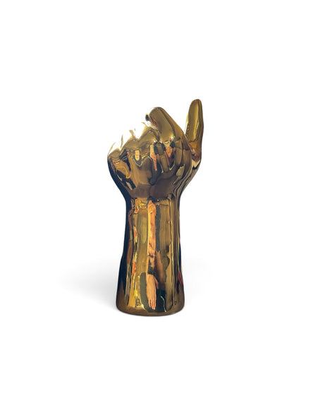 Vase main or