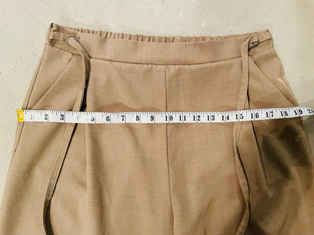 Lacey beige trousers - Daily Story