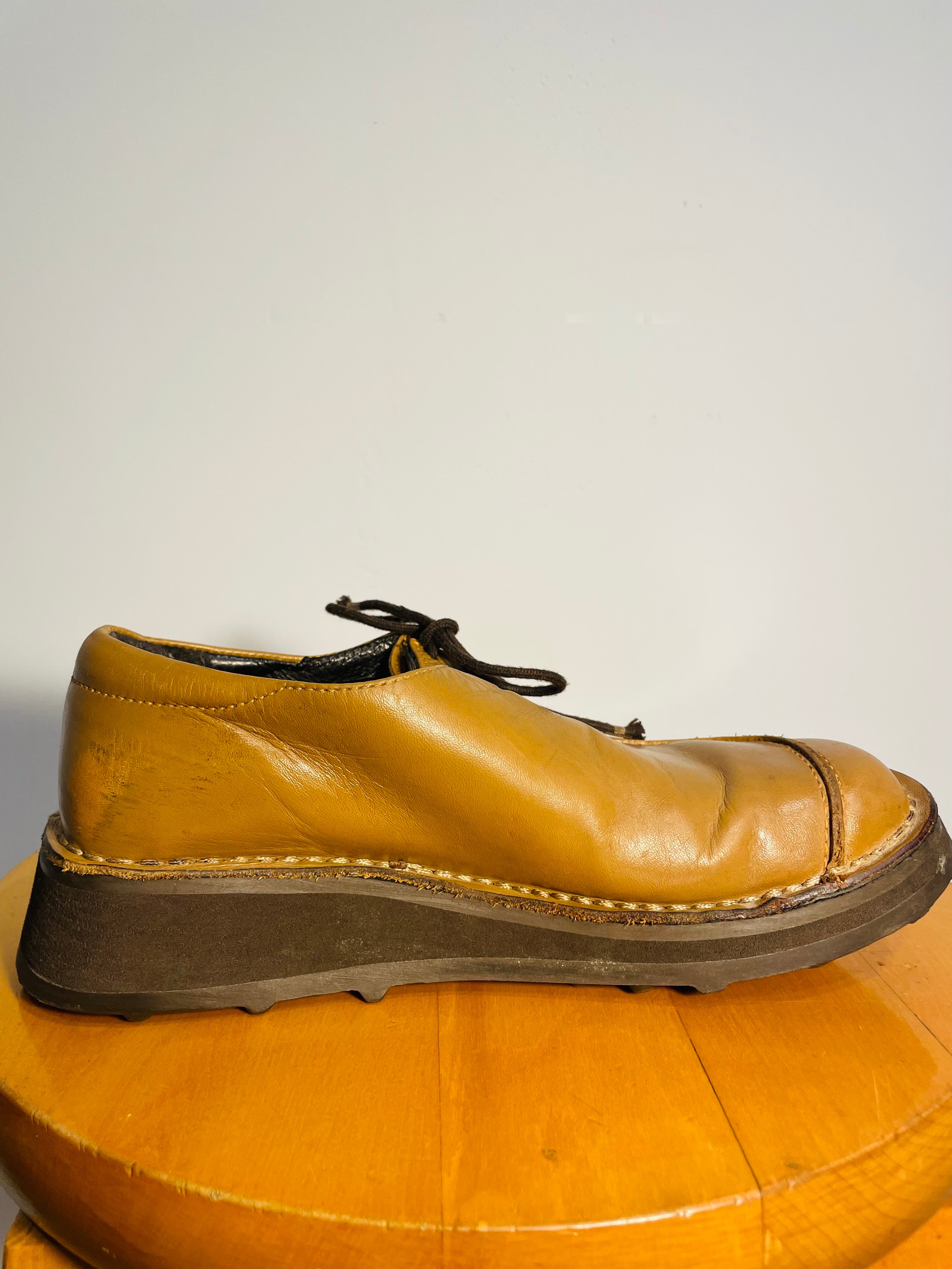 Soulier vintage cuir beige / Aldo / taille 6 femme