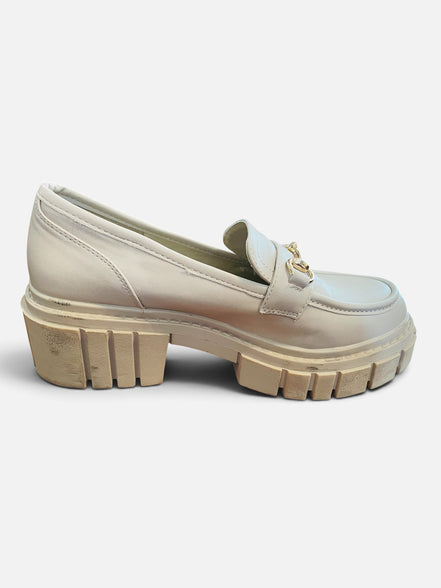 Souliers beige / Steve Madden / taille 6