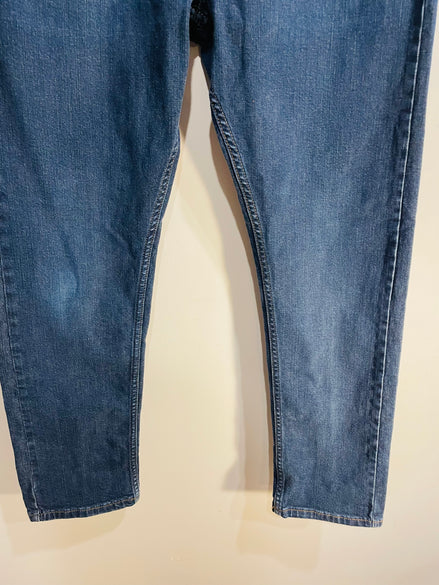 Jeans régular taper / Wrangler / Taille 30