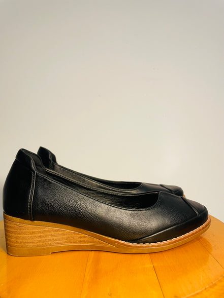Ballerines cuir noir / Alberto / taille 6 femme