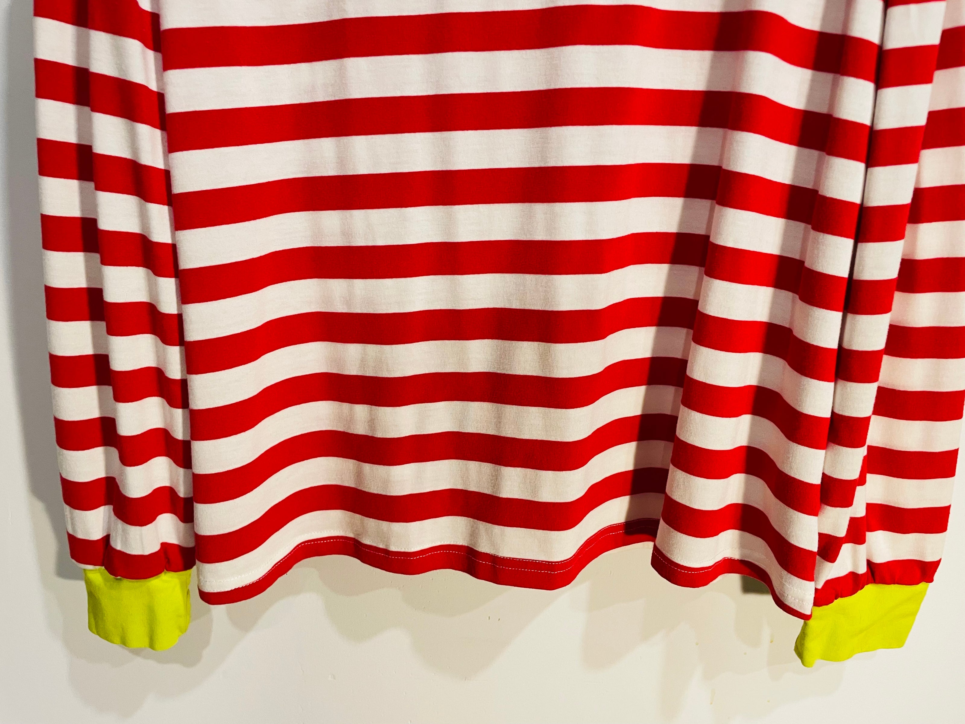 Chandail rayé blanc et rouge, manches et col jaune - Diosun - Taille Medium