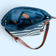 Sac tricot bleu et beige / The sak