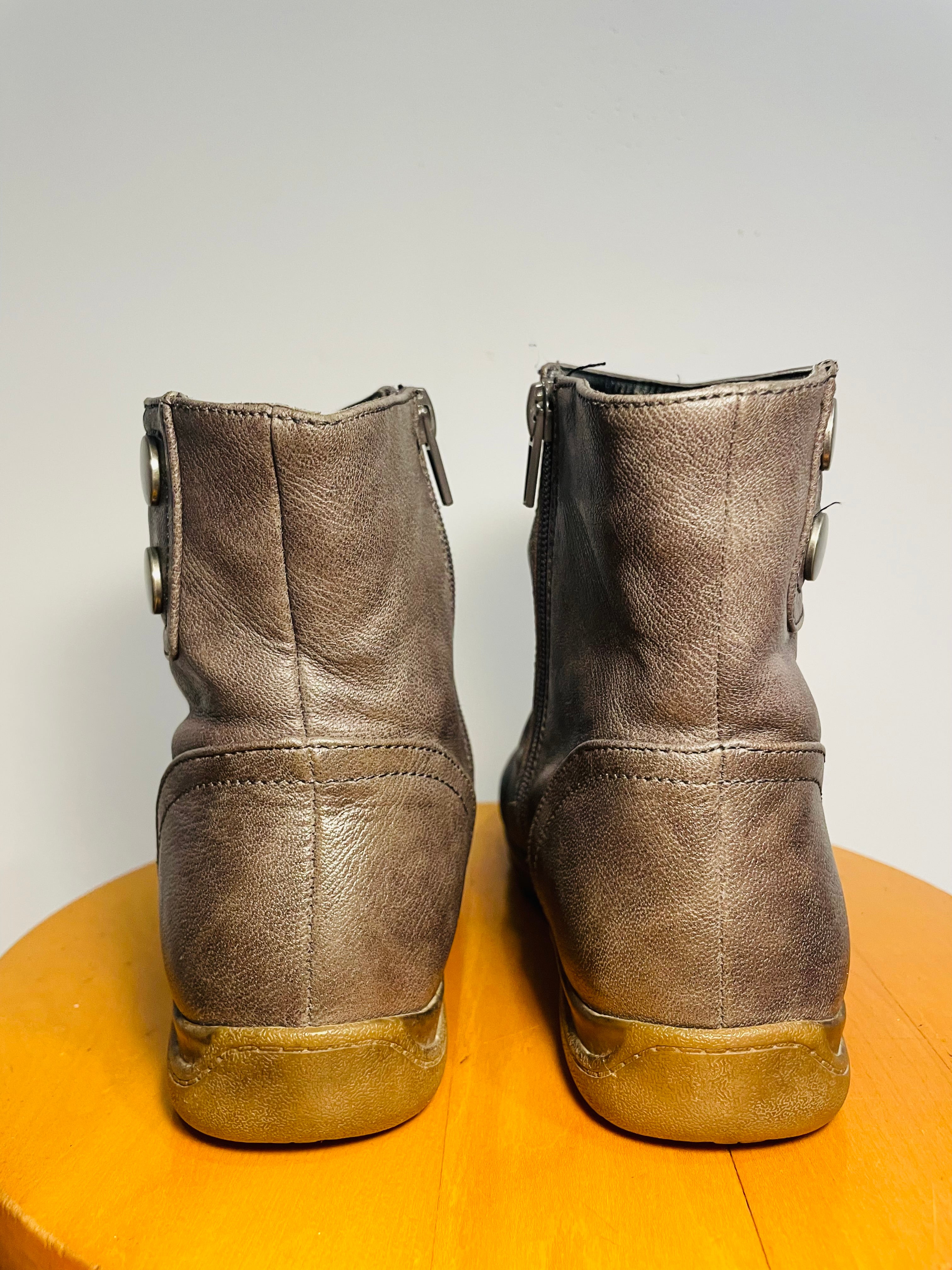 Bottes courtes cuir brun / Perfecto / taille 7 femme