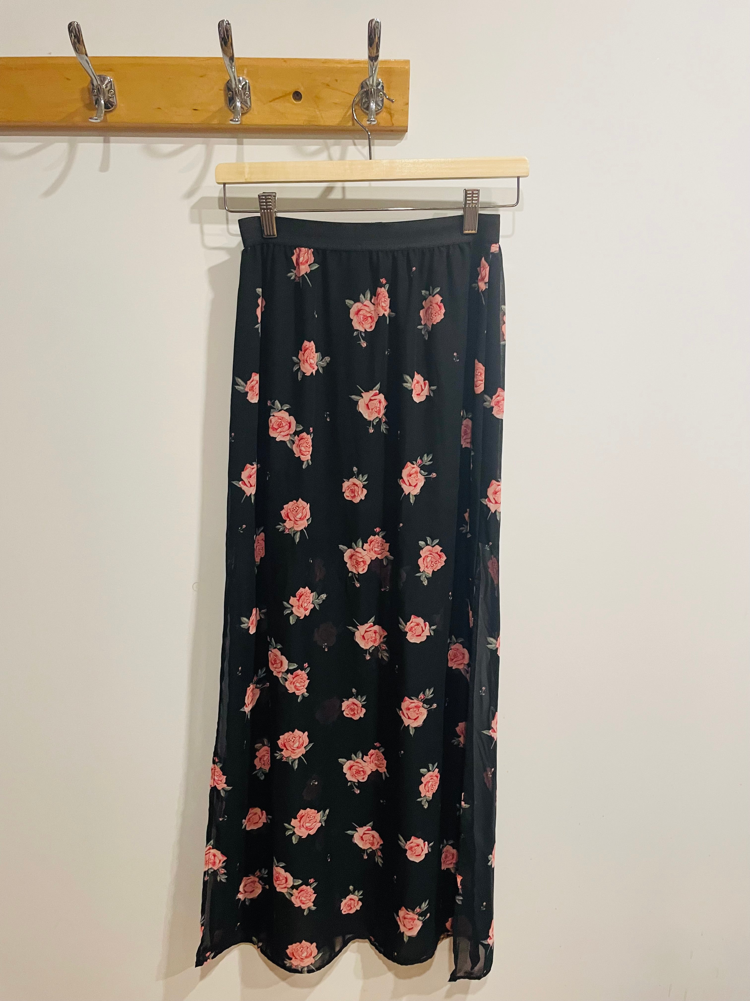 Jupe longue - taille élastique - motifs les roses - H&M Taille 4