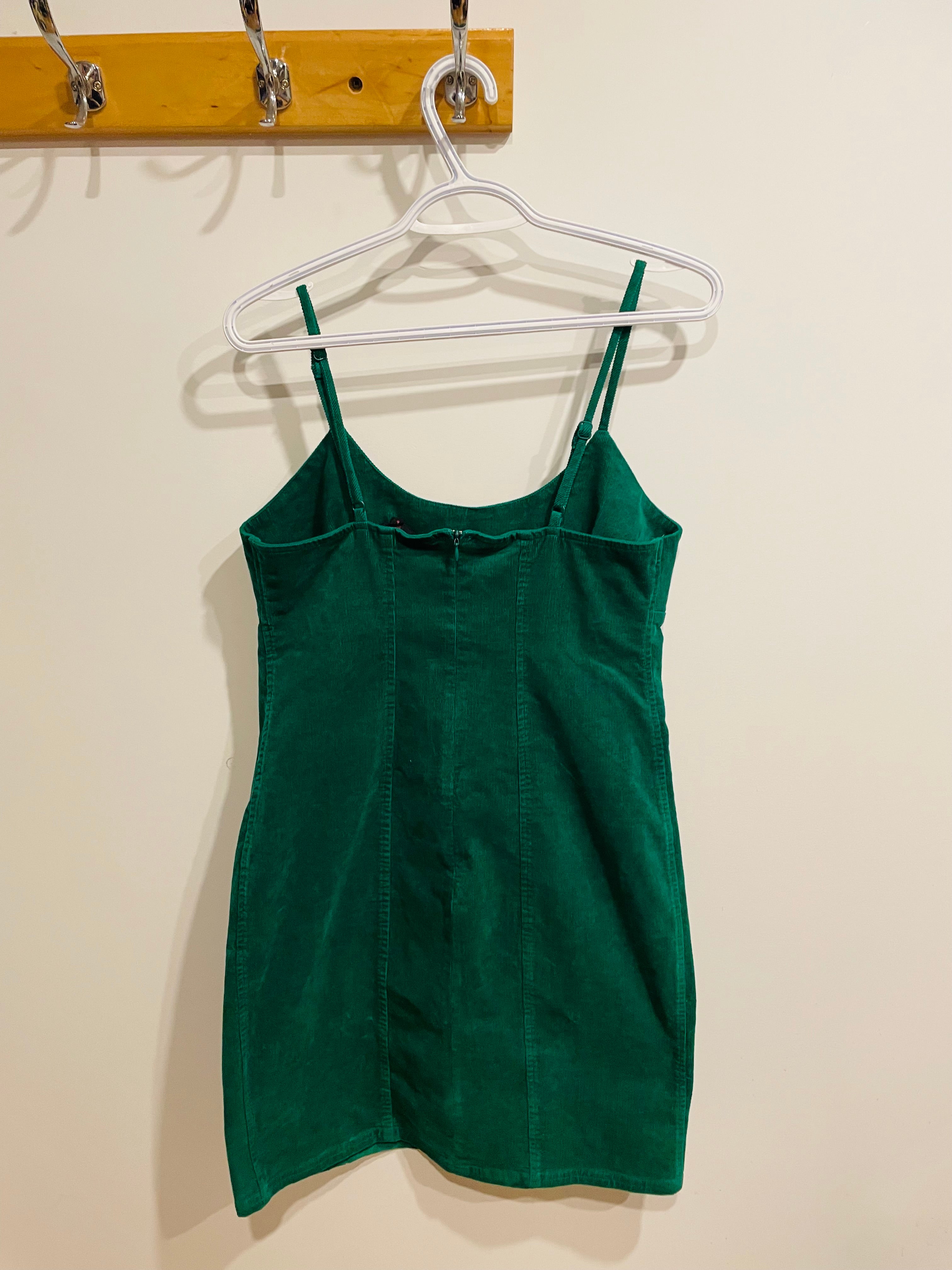 Robe courte corduroy vert - Taille Large - Nobo