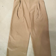 Lacey beige trousers - Daily Story