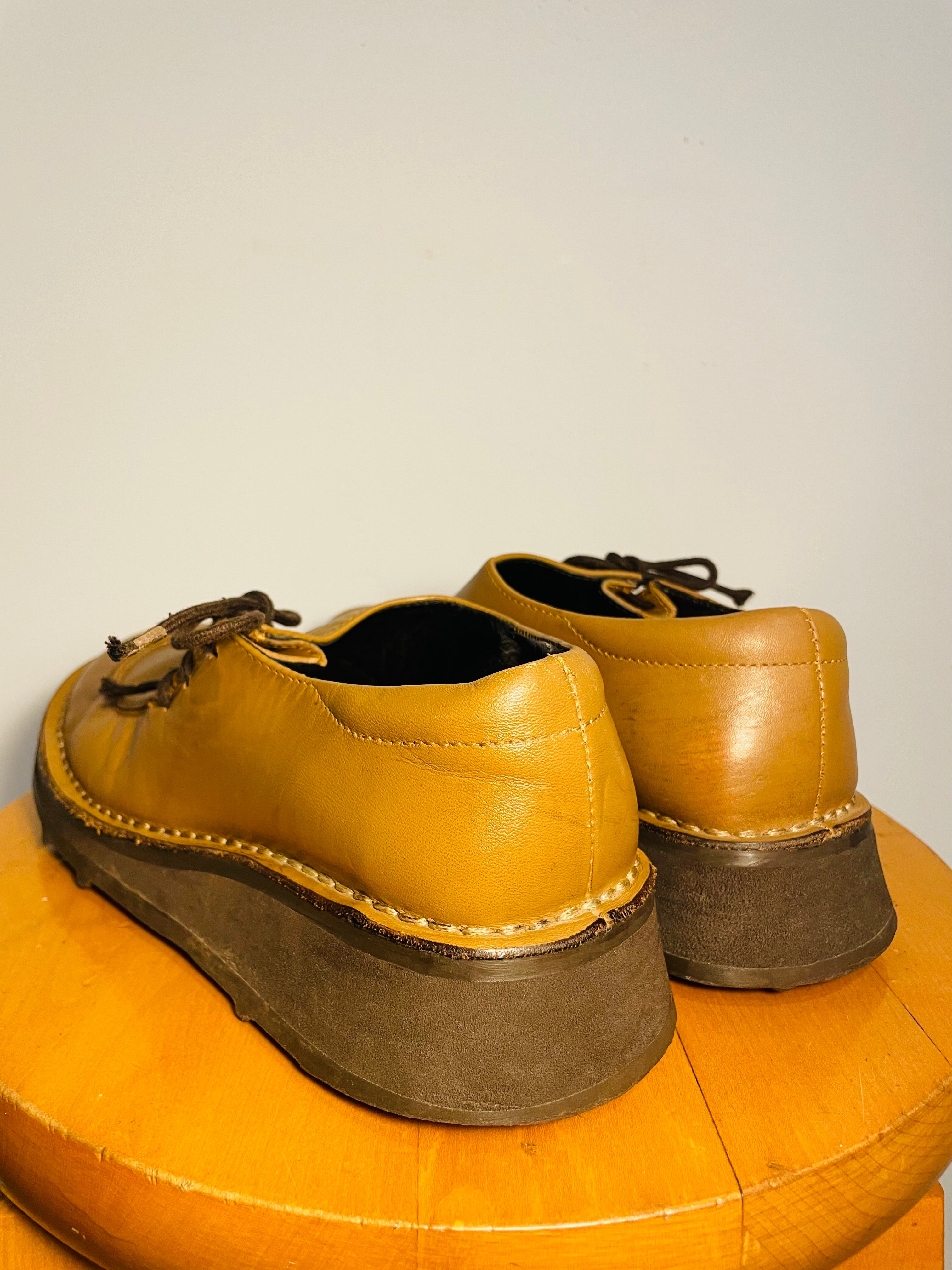 Soulier vintage cuir beige / Aldo / taille 6 femme
