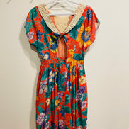 Robe fleurie vintage - col dentelle et dos ouvert - Taille Small