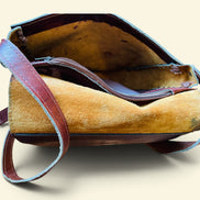 Sacoche cuir et broderie western