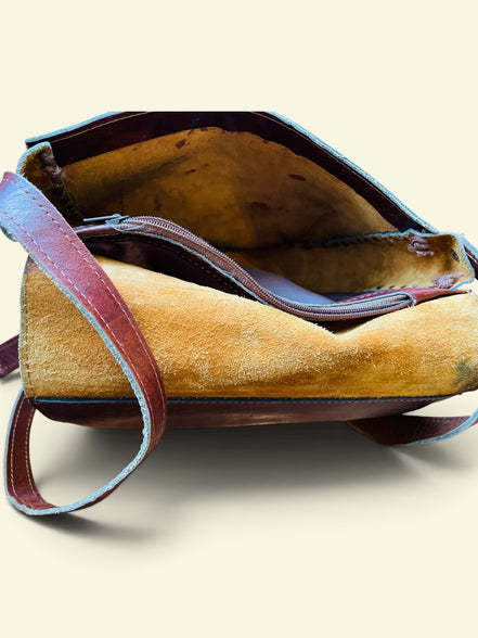 Sacoche cuir et broderie western