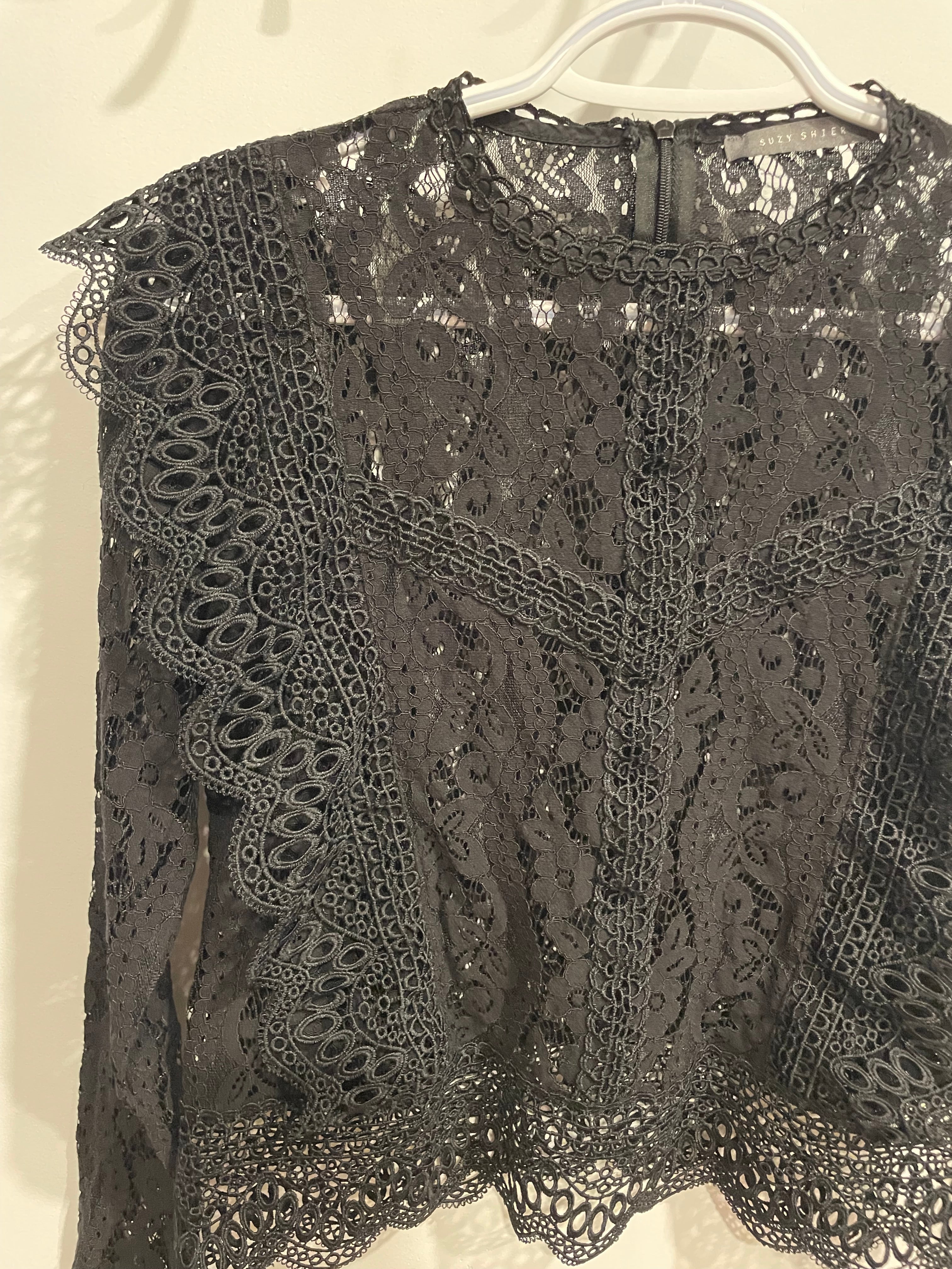Reitmans Lace Top