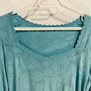 Haut tricot bleu manches courtes / marque inconnue/ taille Small