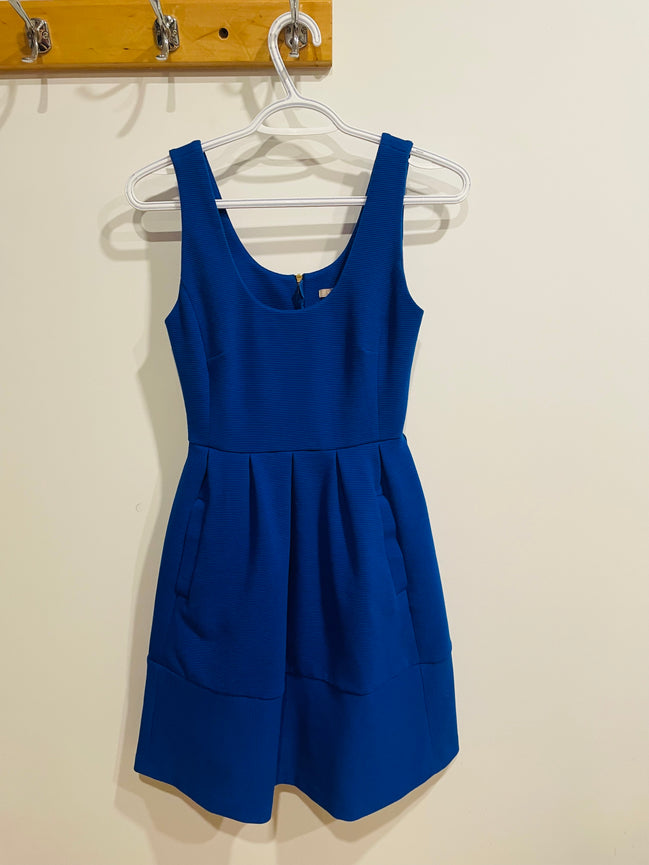 Robe bleue / Banana république taille OP petite